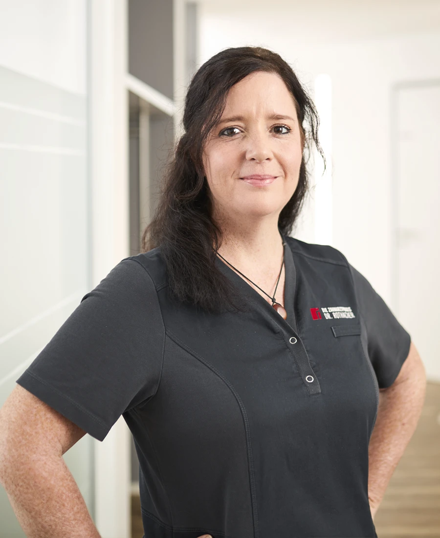 Nadine Stiller, Zahnmedizinische Fachangestellte (ZFA)